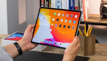 LG and Samsung team up for iPad!