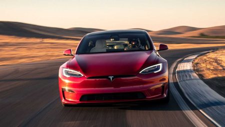 Surprising autonomous vehicle statement from Tesla founder!