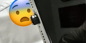 Fake Charging Cable Melted iPhone 15 Pro Max