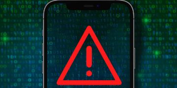 A High School Student Hacked All the iPhones in His School with a Mysterious Device